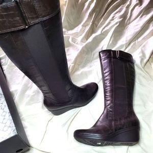 Kenneth Cole Reaction knee-high boots